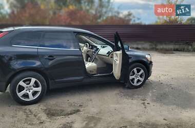 Позашляховик / Кросовер Volvo XC60 2010 в  фото 12 Позашляховик / Кросовер Volvo XC60 2010 в