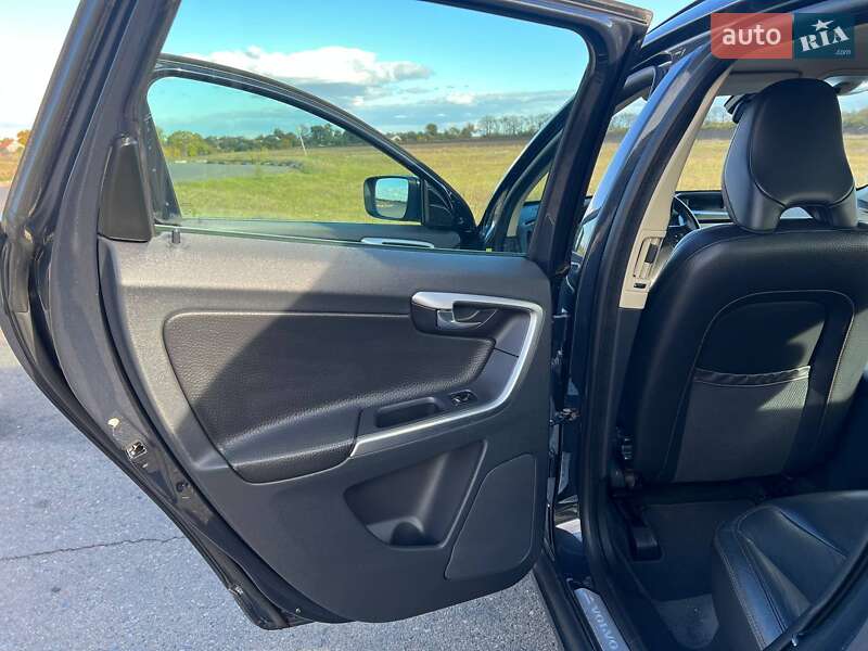 Внедорожник / Кроссовер Volvo XC60 2008 в Сумах