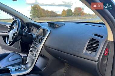 Внедорожник / Кроссовер Volvo XC60 2008 в 