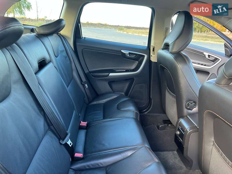 Внедорожник / Кроссовер Volvo XC60 2008 в Сумах