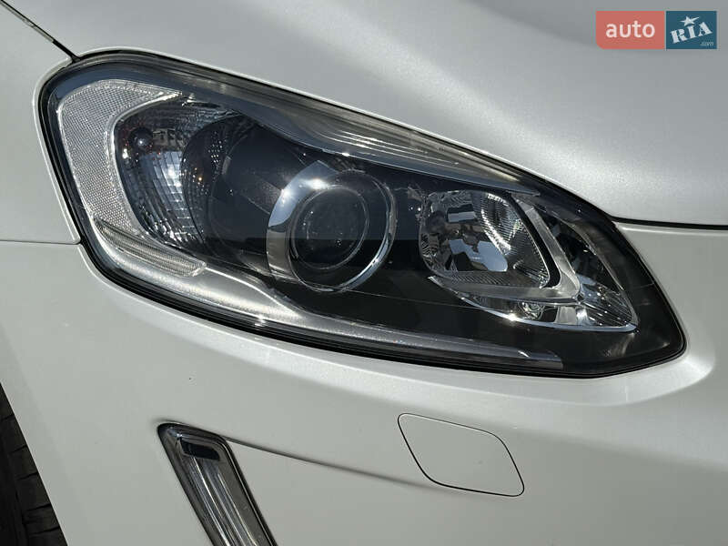 Внедорожник / Кроссовер Volvo XC60 2016 в Ровно