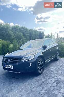 Внедорожник / Кроссовер Volvo XC60 2017 в 