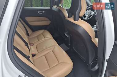 Позашляховик / Кросовер Volvo XC60 2017 в  фото 29 Позашляховик / Кросовер Volvo XC60 2017 в