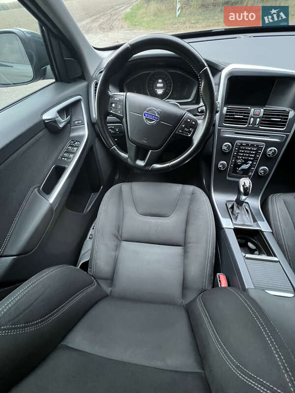 Позашляховик / Кросовер Volvo XC60 2014 в Луцьку