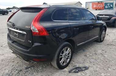 Внедорожник / Кроссовер Volvo XC60 2015 в 