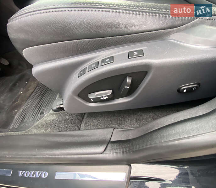 Внедорожник / Кроссовер Volvo XC60 2016 в Ровно фото 18 Внедорожник / Кроссовер Volvo XC60 2016 в Ровно