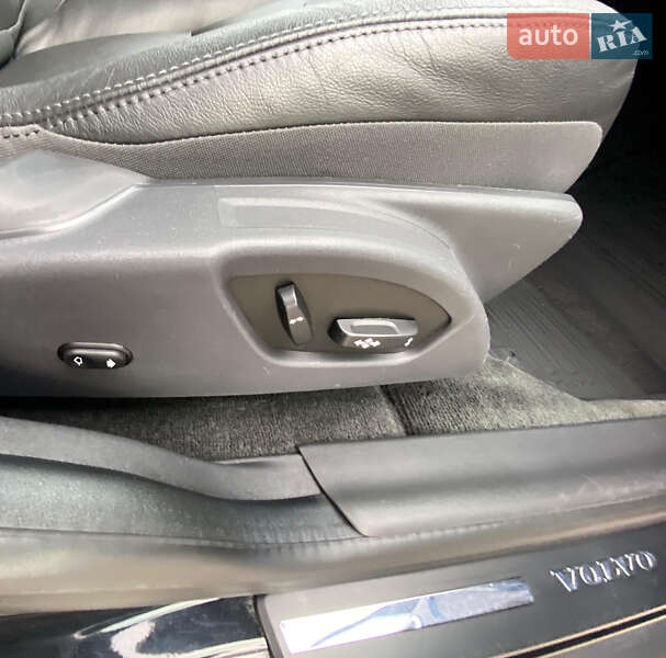 Внедорожник / Кроссовер Volvo XC60 2016 в Ровно фото 23 Внедорожник / Кроссовер Volvo XC60 2016 в Ровно