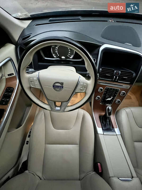 Позашляховик / Кросовер Volvo XC60 2015 в Луцьку фото 24 Позашляховик / Кросовер Volvo XC60 2015 в Луцьку