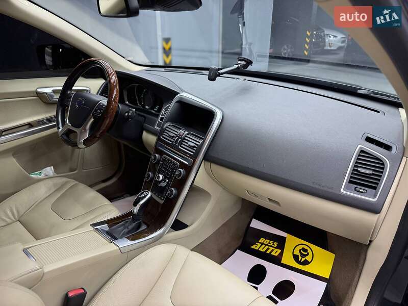 Позашляховик / Кросовер Volvo XC60 2013 в Чернівцях фото 17 Позашляховик / Кросовер Volvo XC60 2013 в Чернівцях