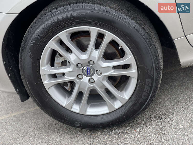 Внедорожник / Кроссовер Volvo XC60 2014 в Львове