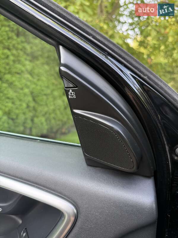 Позашляховик / Кросовер Volvo XC60 2014 в Львові фото 15 Позашляховик / Кросовер Volvo XC60 2014 в Львові