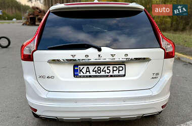 Внедорожник / Кроссовер Volvo XC60 2017 в 