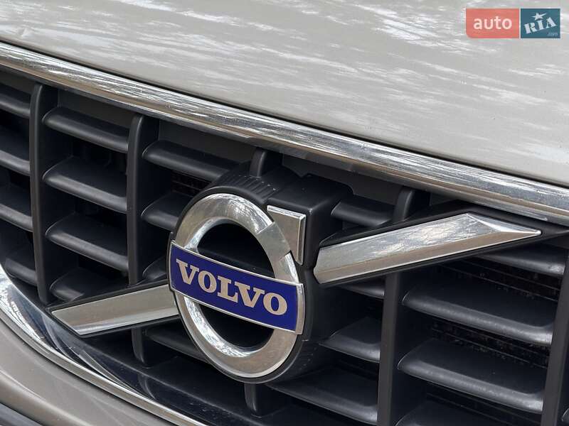 Позашляховик / Кросовер Volvo XC60 2012 в Києві фото 13 Позашляховик / Кросовер Volvo XC60 2012 в Києві