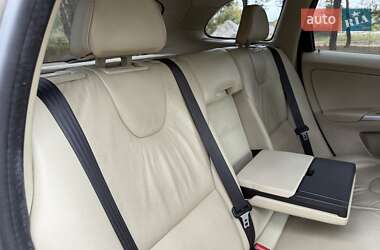 Позашляховик / Кросовер Volvo XC60 2012 в  фото 31 Позашляховик / Кросовер Volvo XC60 2012 в