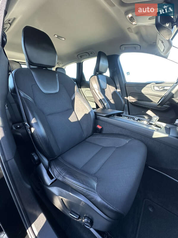 Внедорожник / Кроссовер Volvo XC60 2019 в Ивано-Франковске фото 32 Внедорожник / Кроссовер Volvo XC60 2019 в Ивано-Франковске