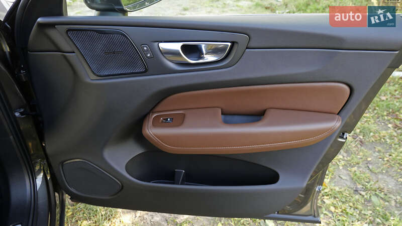 Внедорожник / Кроссовер Volvo XC60 2021 в Львове фото 59 Внедорожник / Кроссовер Volvo XC60 2021 в Львове