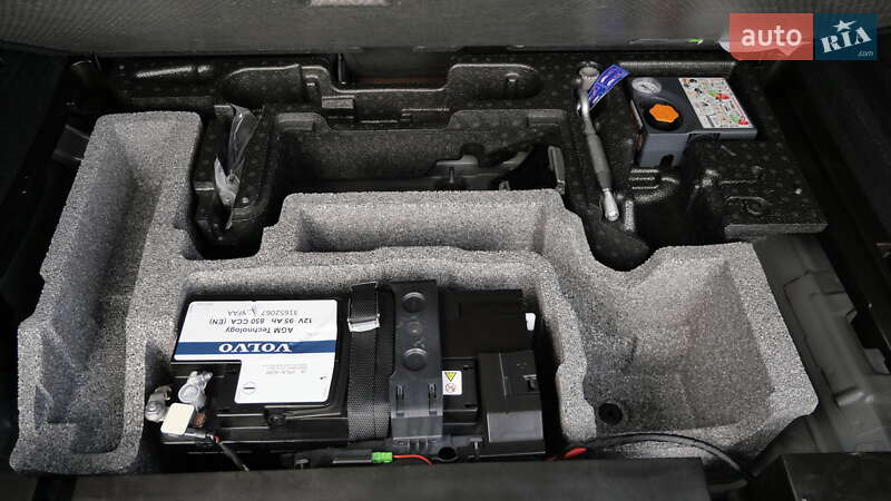Внедорожник / Кроссовер Volvo XC60 2021 в Львове фото 75 Внедорожник / Кроссовер Volvo XC60 2021 в Львове