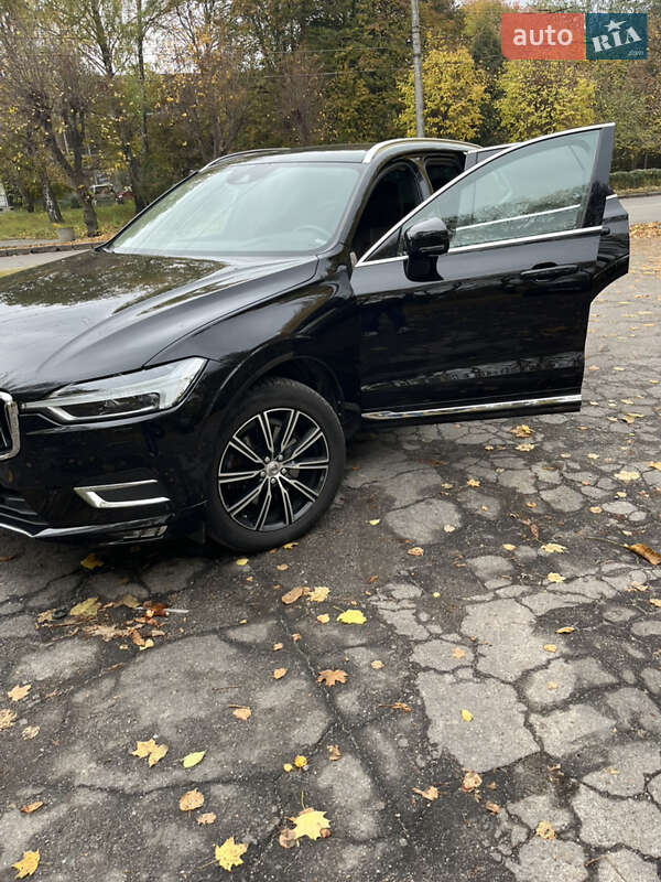 Внедорожник / Кроссовер Volvo XC60 2017 в Виннице