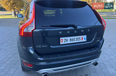 Позашляховик / Кросовер Volvo XC60 2010 в  фото 17 Позашляховик / Кросовер Volvo XC60 2010 в
