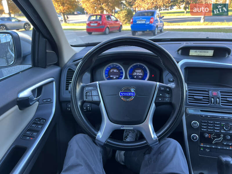Позашляховик / Кросовер Volvo XC60 2010 в Луцьку фото 47 Позашляховик / Кросовер Volvo XC60 2010 в Луцьку