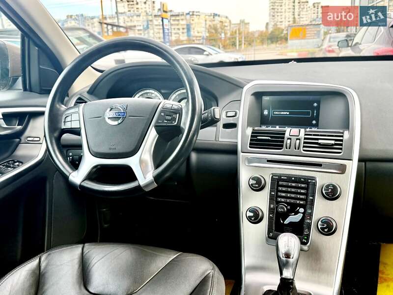 Позашляховик / Кросовер Volvo XC60 2012 в Києві фото 58 Позашляховик / Кросовер Volvo XC60 2012 в Києві