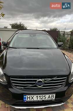 Позашляховик / Кросовер Volvo XC60 2015 в  фото 6 Позашляховик / Кросовер Volvo XC60 2015 в