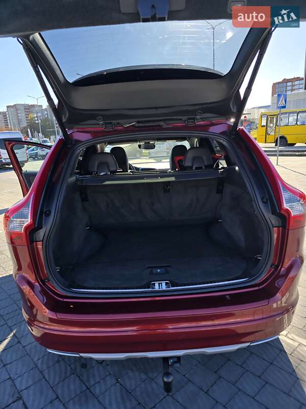 Внедорожник / Кроссовер Volvo XC60 2015 в Львове
