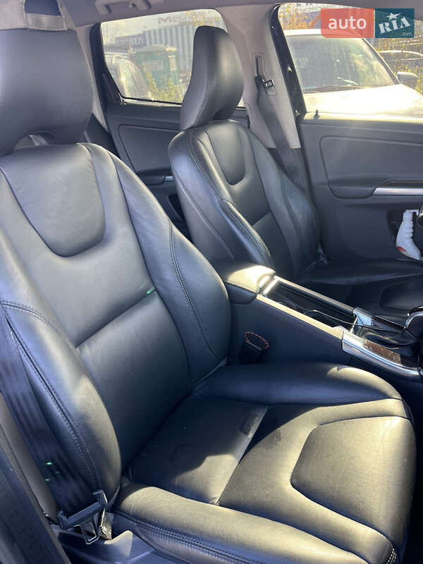 Позашляховик / Кросовер Volvo XC60 2017 в Львові фото 9 Позашляховик / Кросовер Volvo XC60 2017 в Львові