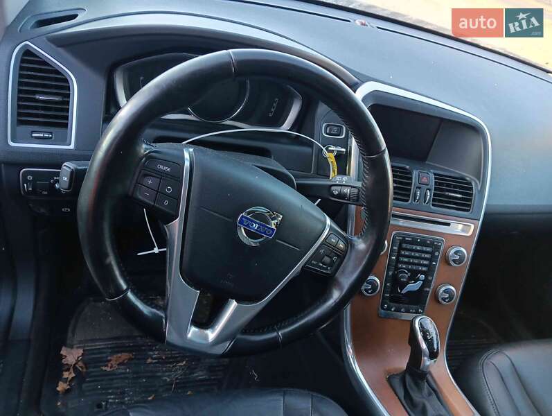 Позашляховик / Кросовер Volvo XC60 2016 в Харкові фото 4 Позашляховик / Кросовер Volvo XC60 2016 в Харкові