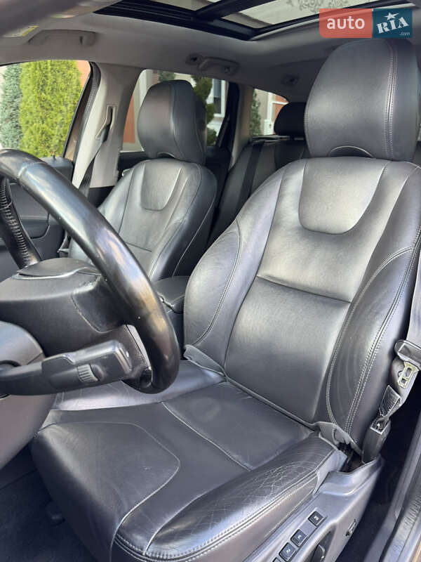 Позашляховик / Кросовер Volvo XC60 2015 в Моршині фото 29 Позашляховик / Кросовер Volvo XC60 2015 в Моршині