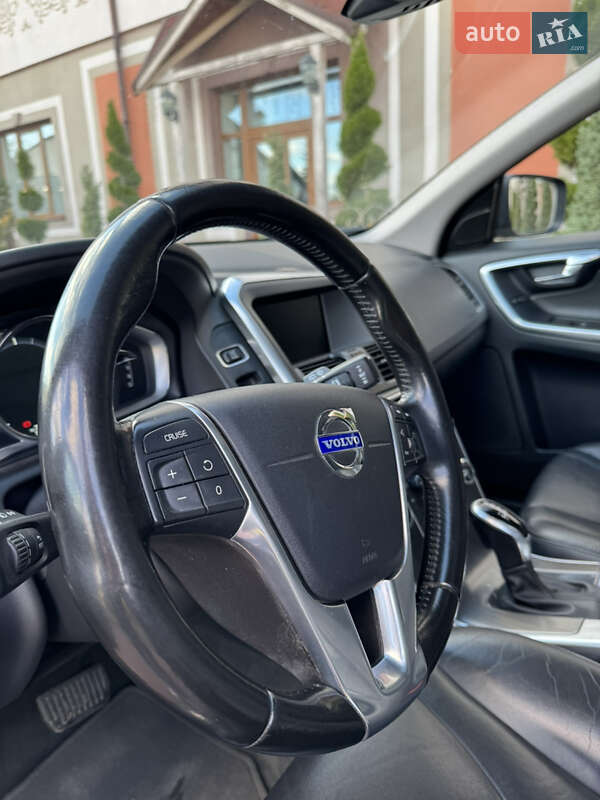 Позашляховик / Кросовер Volvo XC60 2015 в Моршині фото 33 Позашляховик / Кросовер Volvo XC60 2015 в Моршині