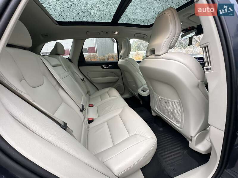 Внедорожник / Кроссовер Volvo XC60 2020 в Луцке фото 33 Внедорожник / Кроссовер Volvo XC60 2020 в Луцке