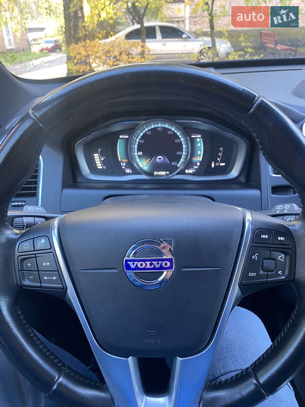 Позашляховик / Кросовер Volvo XC60 2015 в Шепетівці