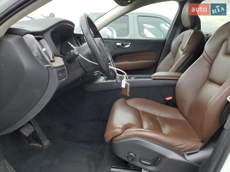 Внедорожник / Кроссовер Volvo XC60 2018 в Харькове