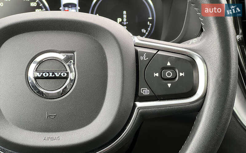Внедорожник / Кроссовер Volvo XC60 2020 в Львове фото 13 Внедорожник / Кроссовер Volvo XC60 2020 в Львове