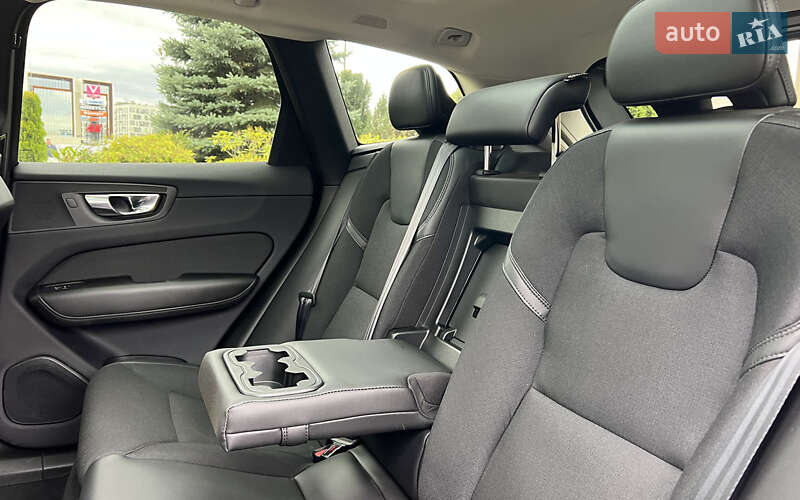 Внедорожник / Кроссовер Volvo XC60 2020 в Львове фото 19 Внедорожник / Кроссовер Volvo XC60 2020 в Львове