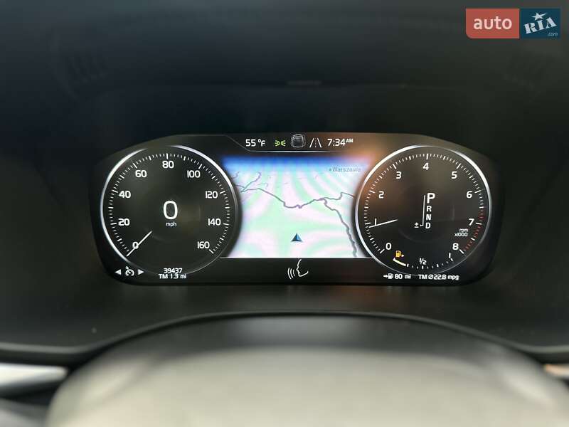 Внедорожник / Кроссовер Volvo XC60 2021 в Луцке