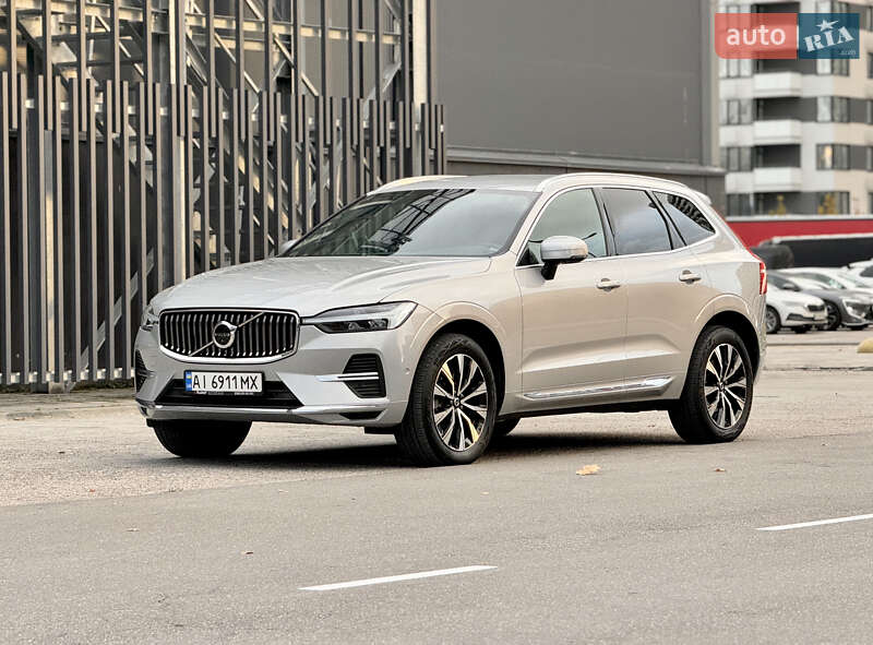 Позашляховик / Кросовер Volvo XC60 2022 в Києві фото 8 Позашляховик / Кросовер Volvo XC60 2022 в Києві