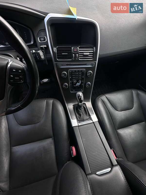 Позашляховик / Кросовер Volvo XC60 2014 в Умані