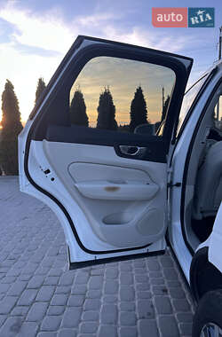 Внедорожник / Кроссовер Volvo XC60 2022 в Львове