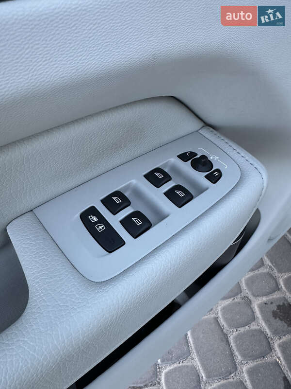 Позашляховик / Кросовер Volvo XC60 2022 в Львові