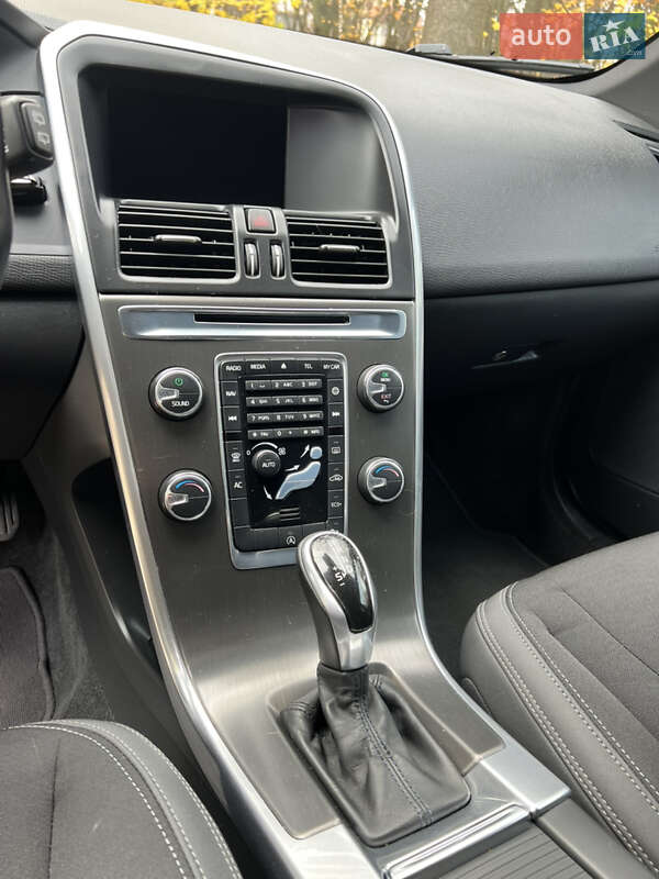 Внедорожник / Кроссовер Volvo XC60 2013 в Черновцах фото 29 Внедорожник / Кроссовер Volvo XC60 2013 в Черновцах