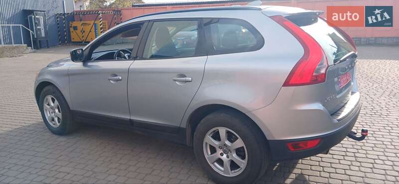 Позашляховик / Кросовер Volvo XC60 2010 в Дубні
