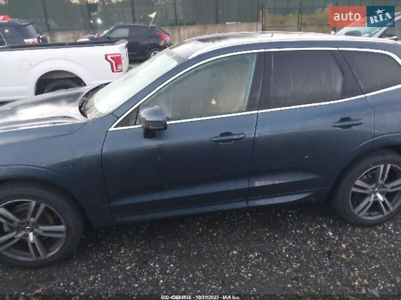 Внедорожник / Кроссовер Volvo XC60 2020 в Днепре