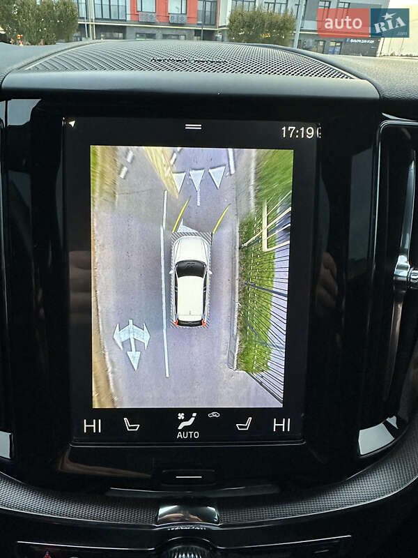 Внедорожник / Кроссовер Volvo XC60 2018 в Киеве фото 49 Внедорожник / Кроссовер Volvo XC60 2018 в Киеве