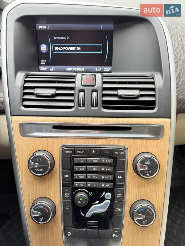 Внедорожник / Кроссовер Volvo XC60 2012 в Киеве