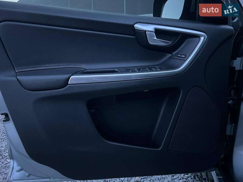 Внедорожник / Кроссовер Volvo XC60 2013 в Львове