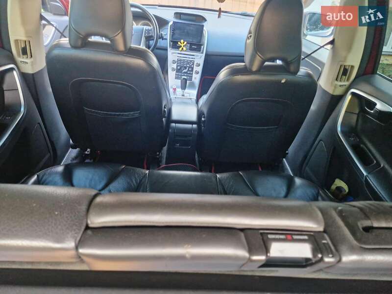 Внедорожник / Кроссовер Volvo XC60 2009 в Ужгороде