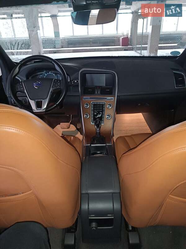 Внедорожник / Кроссовер Volvo XC60 2014 в Одессе фото 15 Внедорожник / Кроссовер Volvo XC60 2014 в Одессе