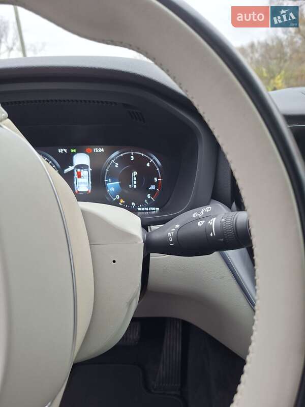 Внедорожник / Кроссовер Volvo XC60 2020 в Бережанах